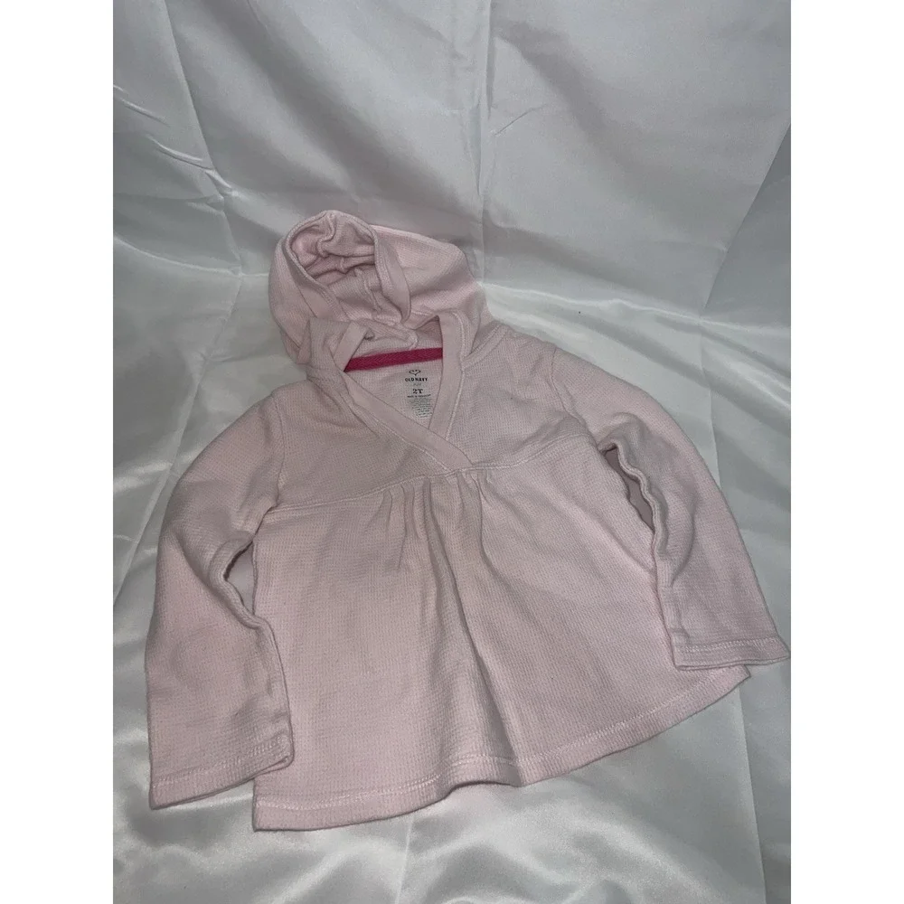 Old Navy Pull-Over Shirt Size 2T 100% Cotton No Stain No Rips